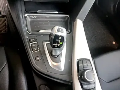 BMW 3 Series 2015, 143900 км, за 44300 CNY - фото 14
