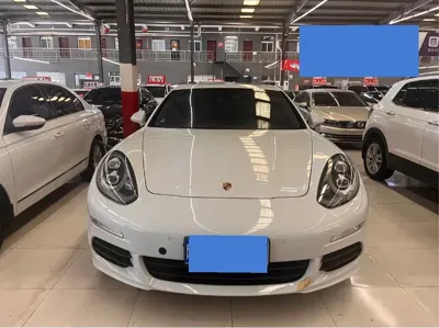 Porsche Panamera 2016, 87000 км, за 199800 CNY