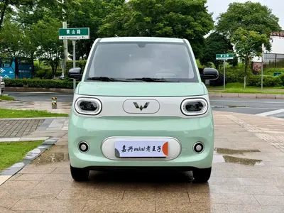 Wuling MINIEV 2025, 20000 км, за 28800 CNY
