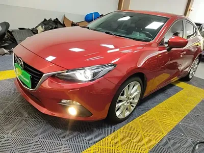 Mazda 3 Axela · 2016 год