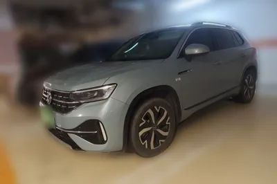 Volkswagen Tayron GTE Plug-in Hybrid · 2023 год