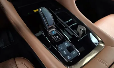 Toyota Alphard 2025, 24938 км, за 99800000 KRW - фото 9