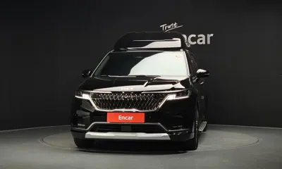 Kia Canival 2023, 60840 км, за 35000000 KRW