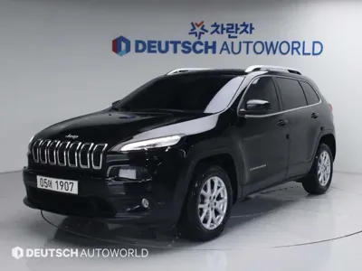 Jeep Cherokee · 2017 год
