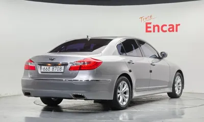 Hyundai Genesis 2012, 101374 км, за 4700000 KRW