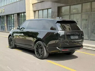 Land Rover Range Rover 2023, 23000 км, за 1198000 CNY - фото 4