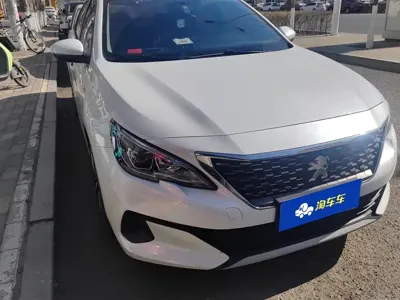 Peugeot 408 2019, 92600 км, за 32000 CNY