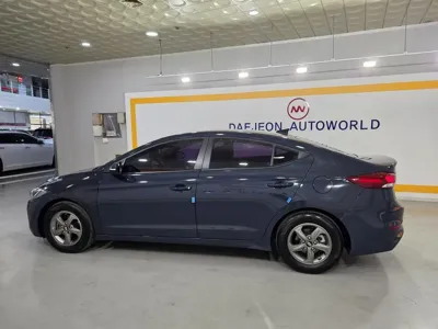 Hyundai Avante 2017, 74836 км, за 8700000 KRW