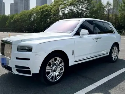 Rolls-Royce Cullinan · 2019 год
