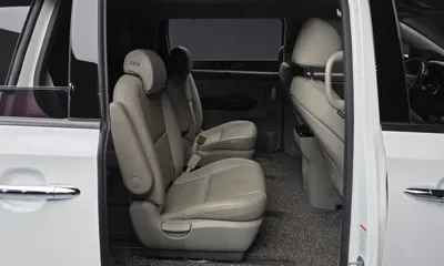 Kia Canival 2017, 90309 км, за 12500000 KRW - фото 11