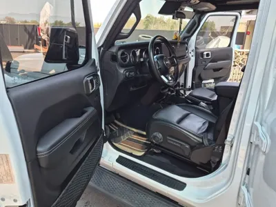Jeep Wrangler 2023, 48208 км, за 50600000 KRW - фото 9