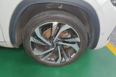Geely Auto Monjaro L 2021, 50800 км, за 87578.24 CNY - фото 8