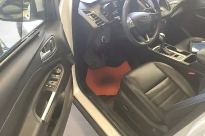 Ford Kuga 2018, 78700 км, за 57558.41 CNY - фото 11