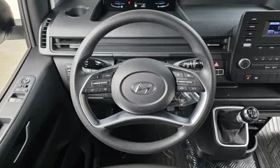 Hyundai Staria 2024, 9233 км, за 22980000 KRW - фото 13