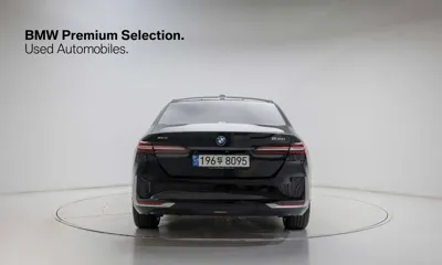 BMW 5-Series 2024, 37118 км, за 54500000 KRW