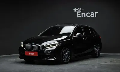 BMW 1-Series · 2022 год
