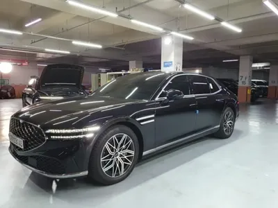 Genesis G90 · 2023 год