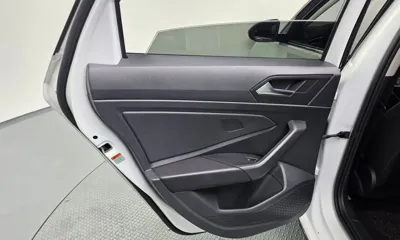 Volkswagen Jetta 2023, 31584 км, за 24900000 KRW - фото 25