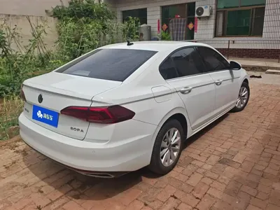 Volkswagen Bora 2022, 85100 км, за 50000 CNY