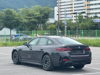 BMW i4 2025, 5999 км, за 66000000 KRW
