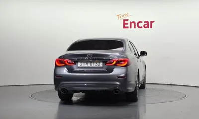 Infiniti Q70 2016, 168248 км, за 7500000 KRW