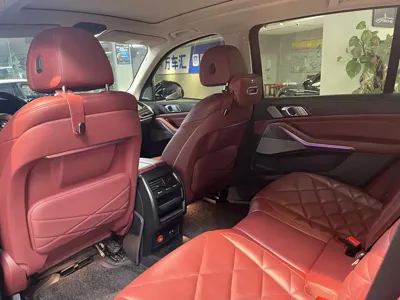 BMW X5 2022, 72000 км, за 279800 CNY - фото 9
