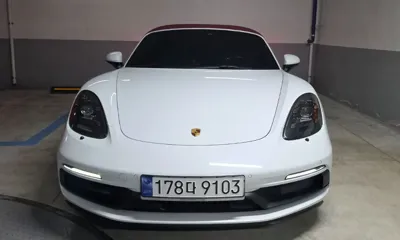 Porsche 718 · 2021 год