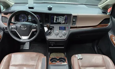 Toyota Sienna 2015, 286386 км, за 11300000 KRW - фото 7