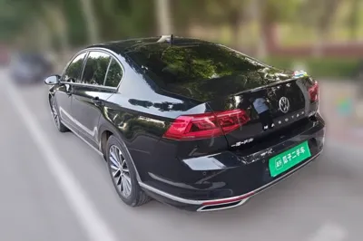 Volkswagen Magotan 2020, 109700 км, за 98916.4 CNY