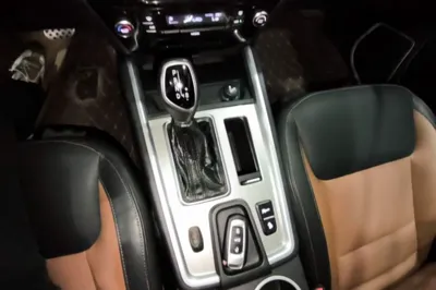 Geely Auto Vision X6 2016, 63800 км, за 37565.58 CNY - фото 16