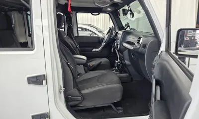 Jeep Wrangler 2016, 81838 км, за 26590000 KRW - фото 11
