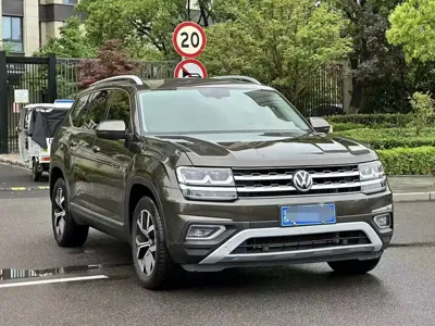 Volkswagen Teramont 2017, 80000 км, за 88800 CNY