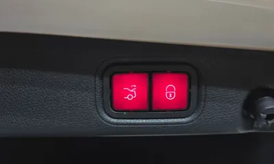 Mercedes-Benz E-Class 2019, 61225 км, за 23990000 KRW - фото 35