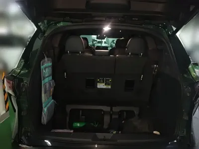 Toyota Sienna 2022, 73400 км, за 226500 CNY - фото 10