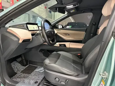 Deepal Deepal SL03 2022, 46000 км, за 75800 CNY