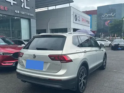 Volkswagen Tiguan L 2019, 160000 км, за 63600 CNY - фото 6