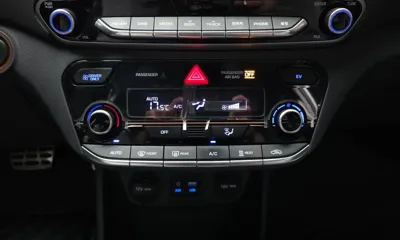Hyundai Ioniq 2017, 117903 км, за 12900000 KRW - фото 16