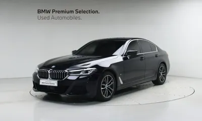 BMW 5-Series · 2023 год