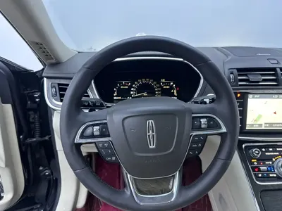 Lincoln Continental 2019, 124000 км, за 98800 CNY - фото 22