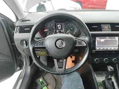 Skoda Octavia 2017, 99200 км, за 50197.09 CNY - фото 14