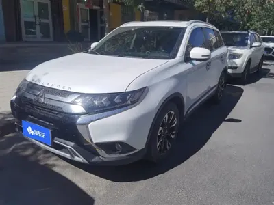 Mitsubishi Outlander · 2019 год