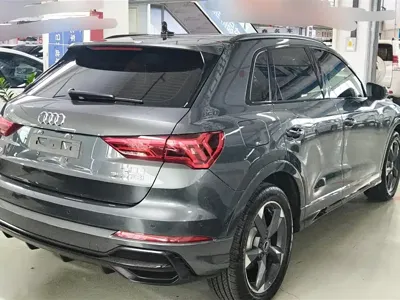 Audi Q3 2021, 70200 км, за 126000 CNY