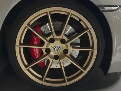 Porsche 718 2023, 16500 км, за 105640000 KRW