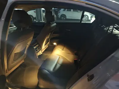 BMW 3 Series 2018, 110500 км, за 71400 CNY - фото 13