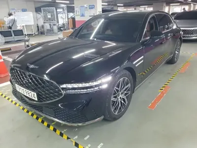 Genesis G90 · 2023 год
