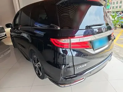 Honda Odyssey 2016, 160799 км, за 71200 CNY - фото 5