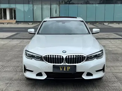 BMW 3 Series 2019, 75000 км, за 128800 CNY