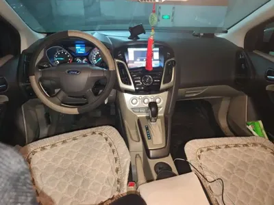 Ford Focus 2015, 71200 км, за 21600 CNY - фото 5