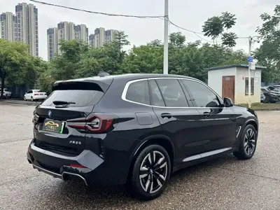 BMW iX3 2023, 50000 км, за 126800 CNY - фото 11