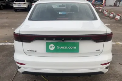 Geely Auto Emgrand 2022, 39100 км, за 66602.57 CNY - фото 6